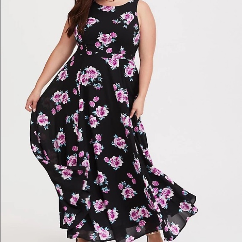 TORRID FLORAL HIGH NECK GEORGETTE MAXI DRESS